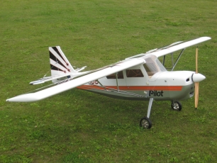 Tom's new Pilot-RC Decathlon 107".