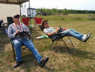 Fun Fly 2015 - Eldon and Phil enjoying some stress free glider flying.